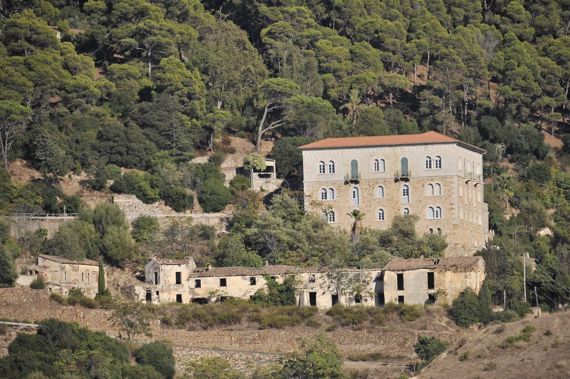 The direction palace of Ingurtosu