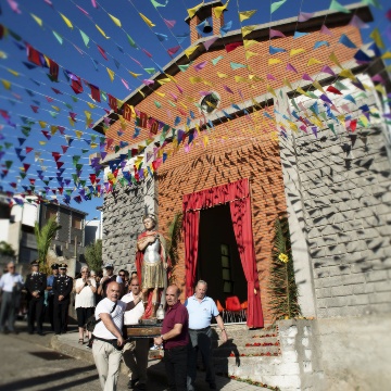 Chiesa di San Lussorio durante la festa (foto Digital Photonet Arbus)