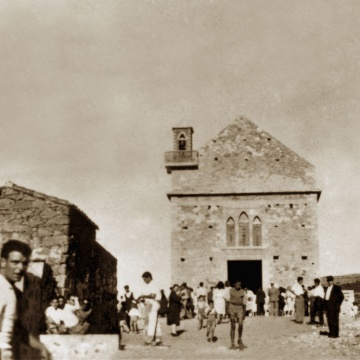 Antica foto della chiesa di Sant'Antonio di Santadi (foto Digital Photonet Arbus)