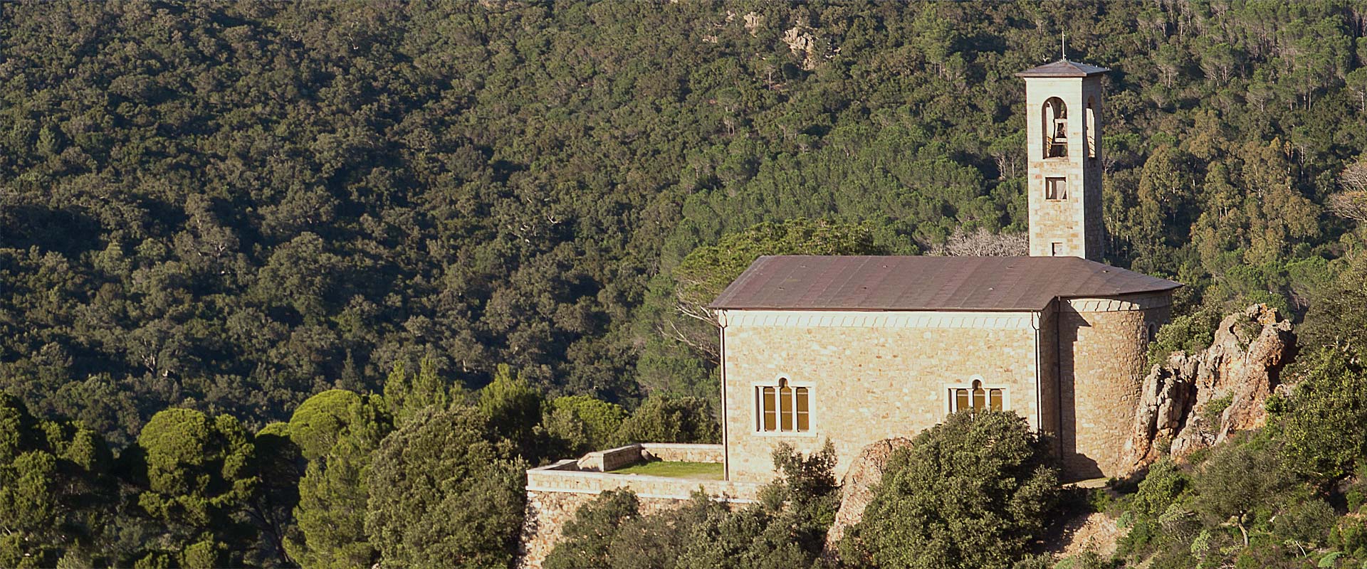 ArbusTurismo - Ingurtosu, chiesa di Santa Barbara (foto Digital Photonet Arbus)
